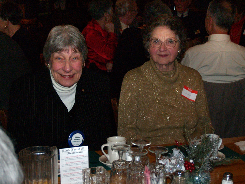 2010-01-21 Rotary Lions Post Holiday Party M
