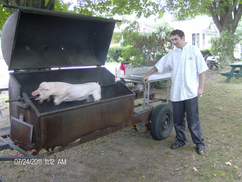 2011-07-24-17 v-j pig roast