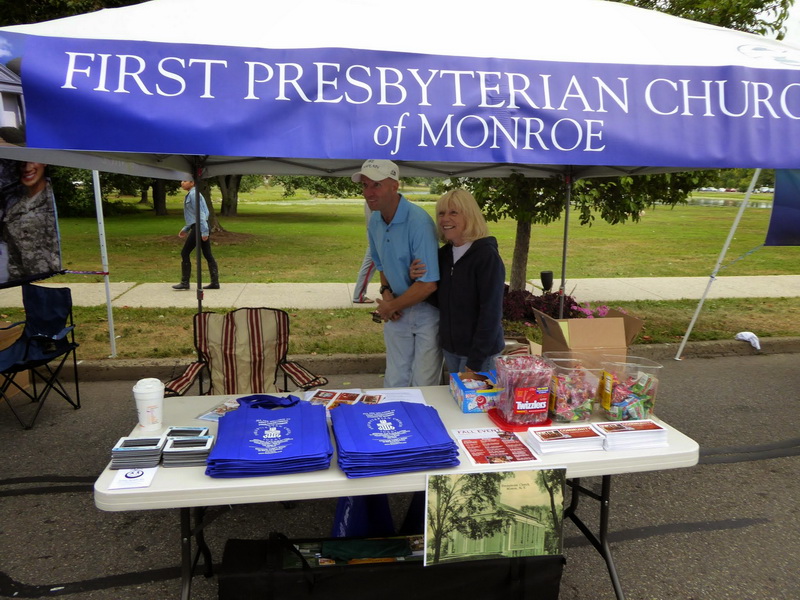 2014-09-13-23 monroe cheese fest and the rotary booth